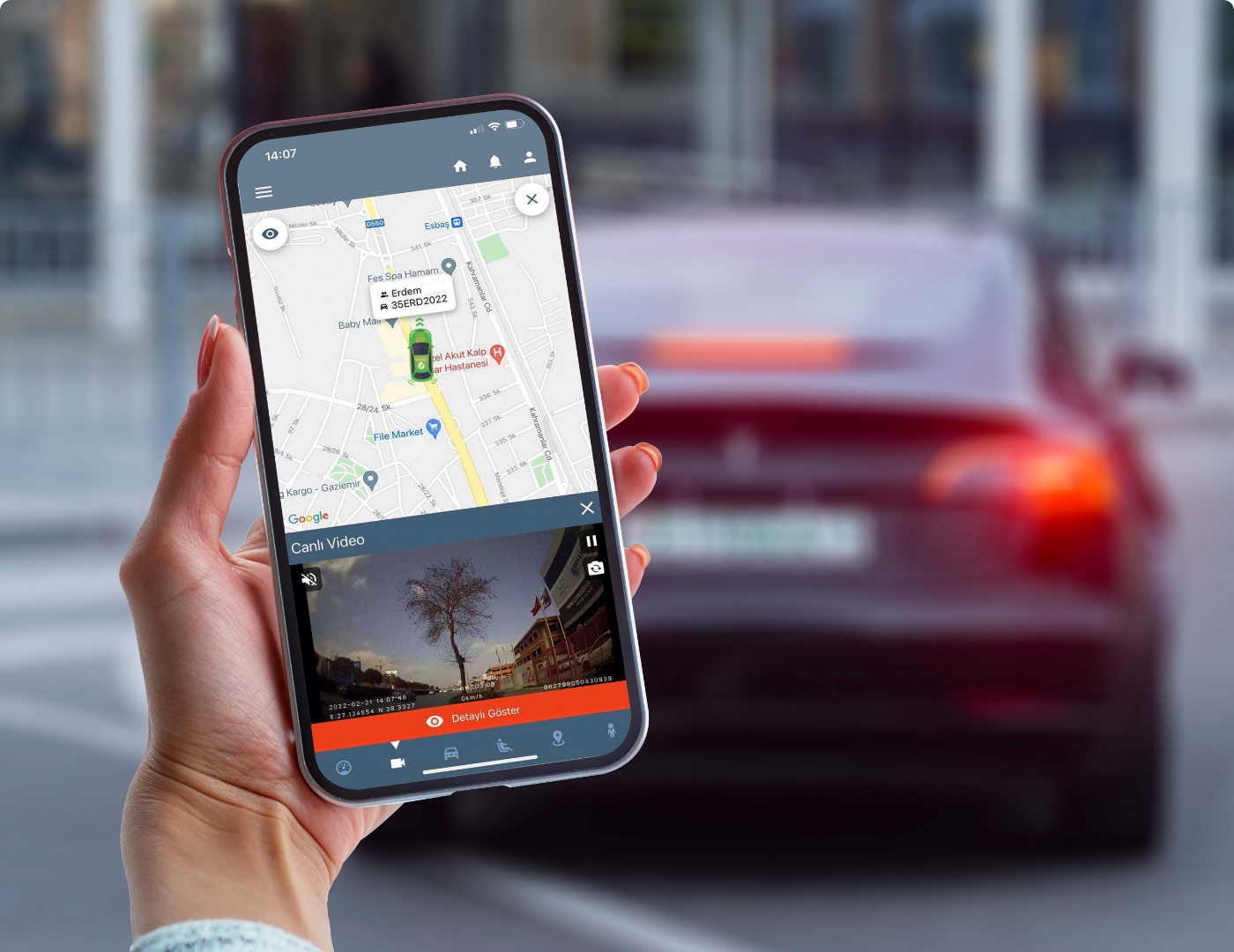 Mobile App Tracking Vehicles